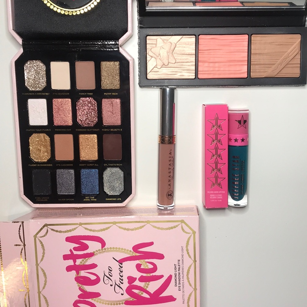 MAKEUP BUNDLE